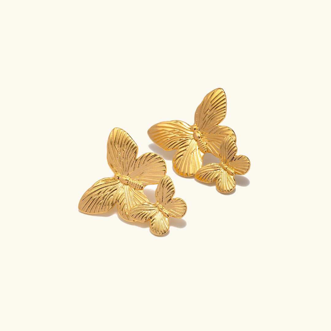 Mariah - Gold earrings in the shape of a butterfly