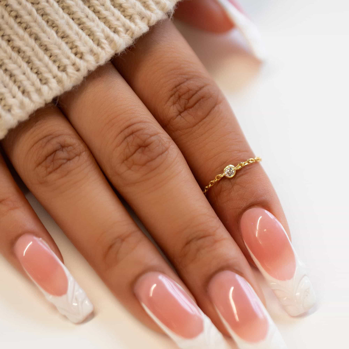 Emily - Solitaire Chain Ring