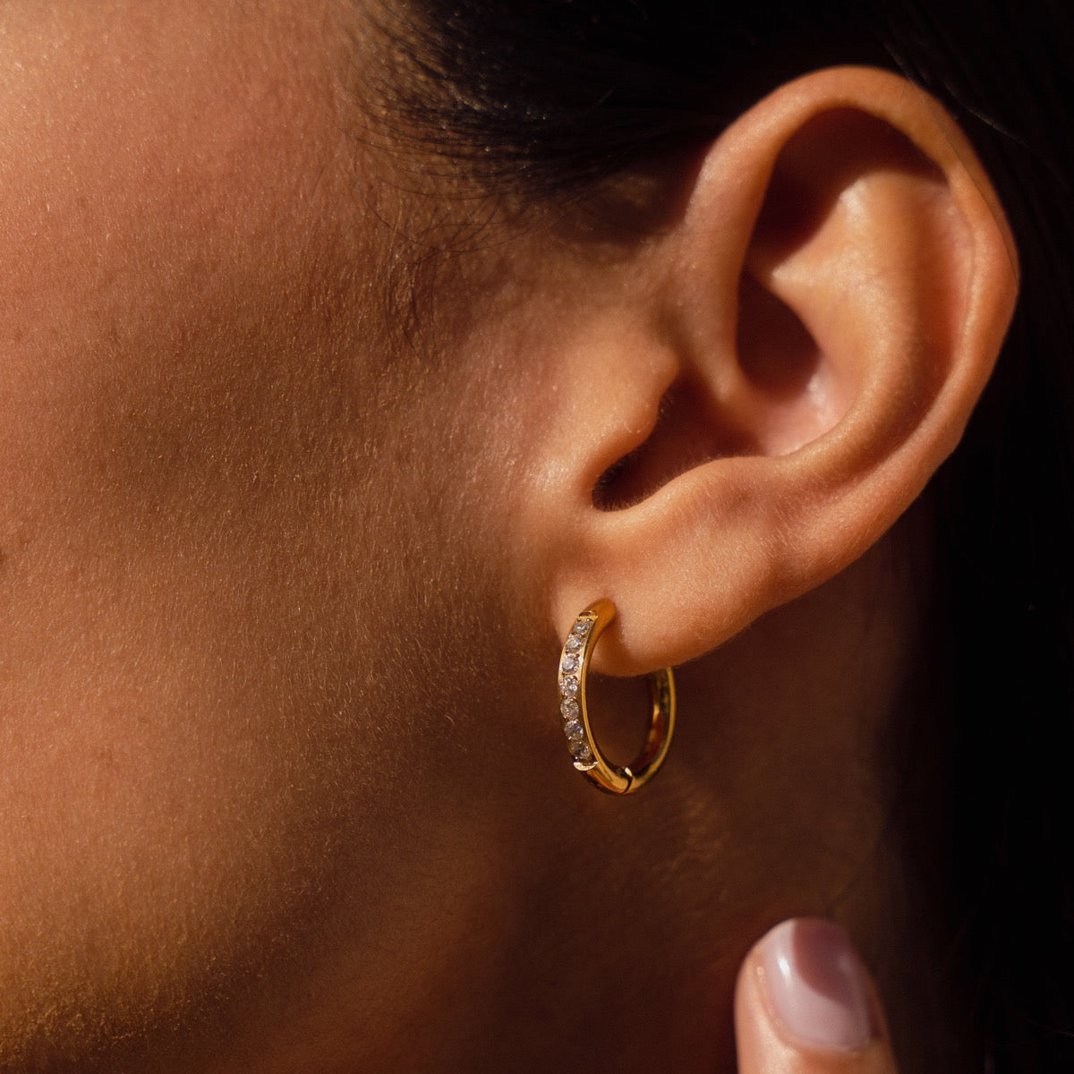 Arielle – Hoops ornamented with stones