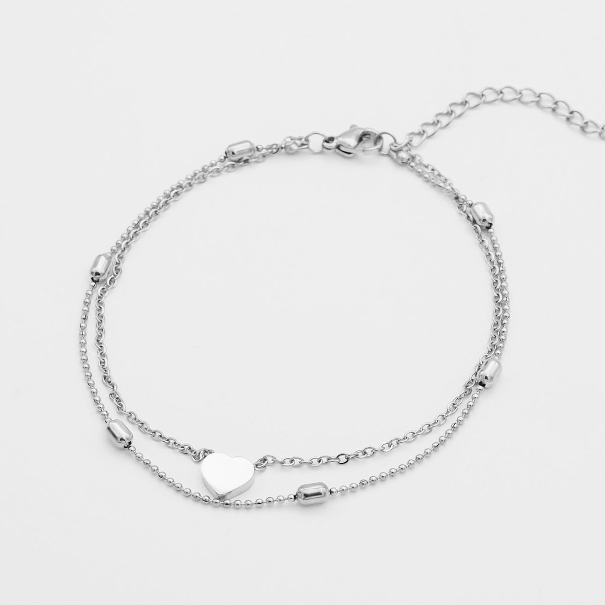Raisa – Double anklet chain with hearts and pearls