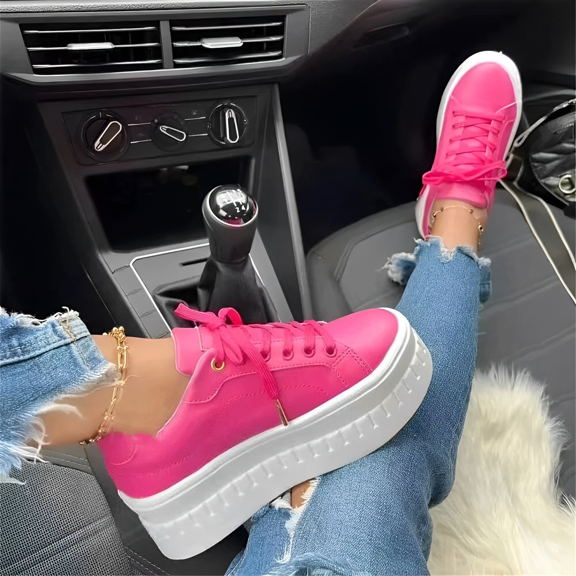 Novaria - Comfortable and warm shoes