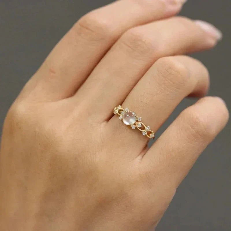 Sienna – Hand-set Moonstone Ring