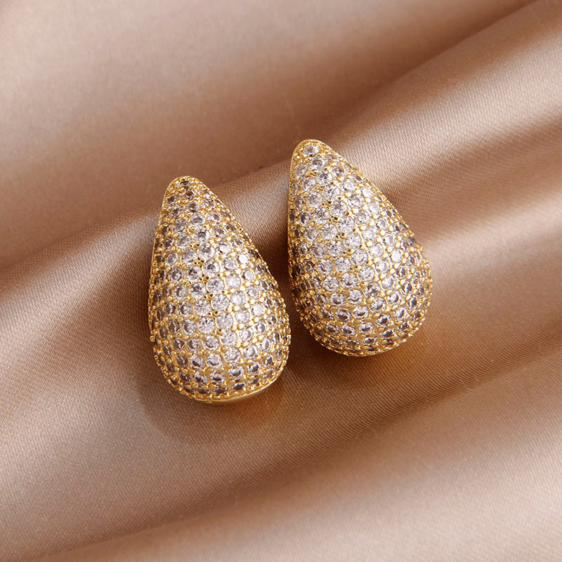 Earrings in the shape of a drop - Bright design
