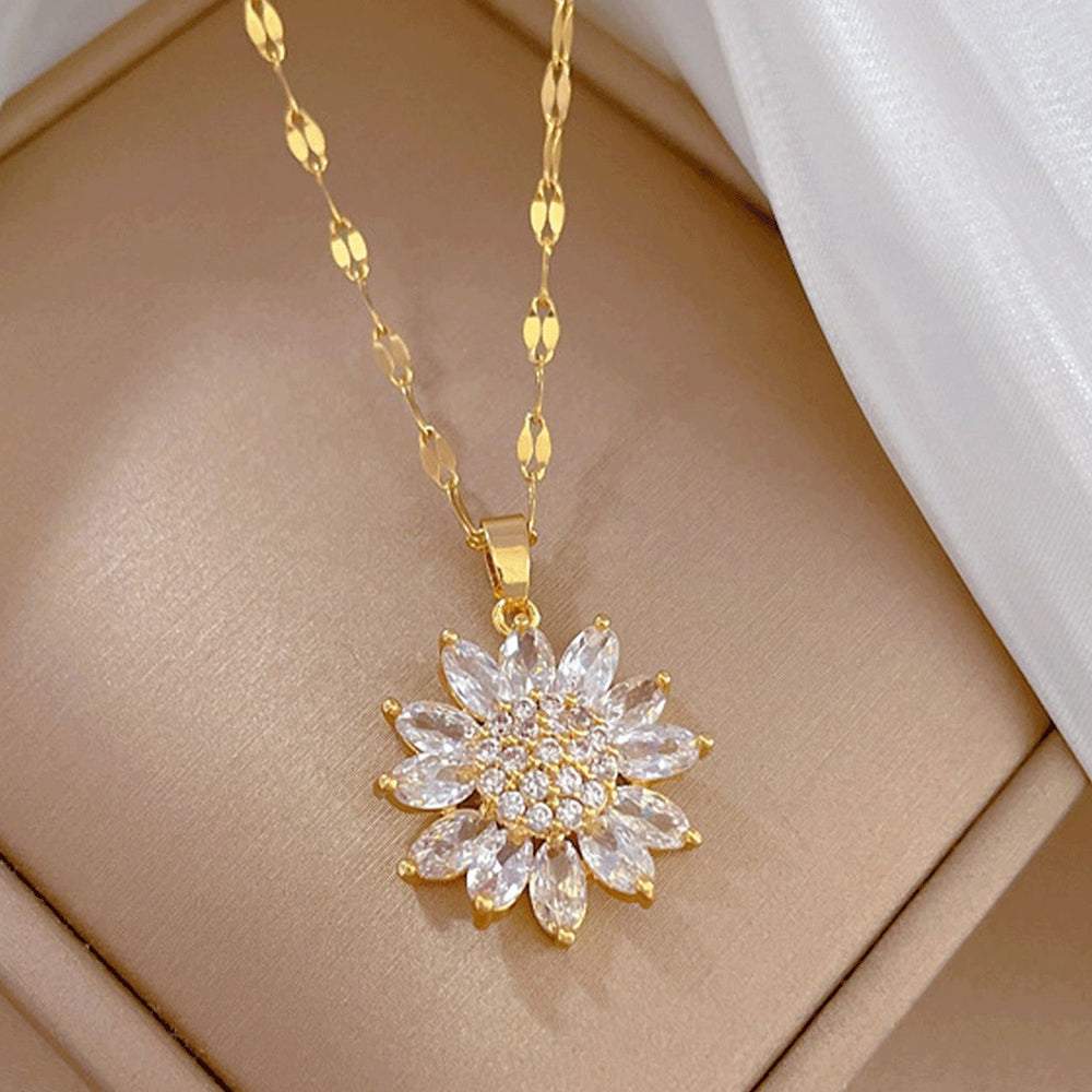 Anaya – Bright Sunflower Necklace with Spikes