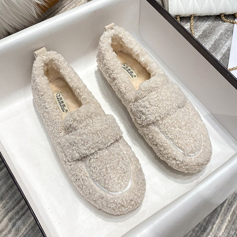 Azida - Comfortable, elegant, and cozy shoes
