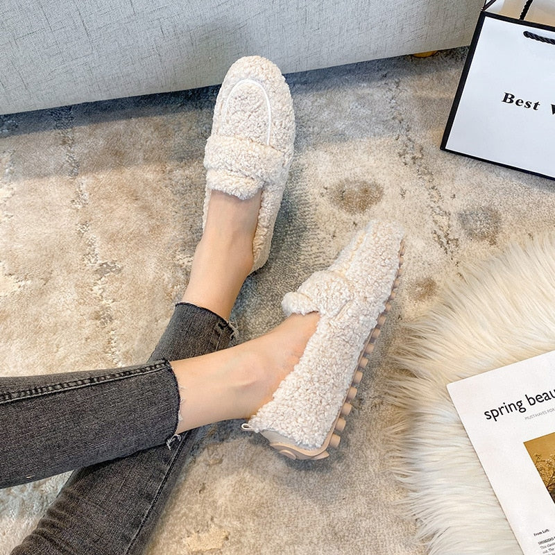 Azida - Comfortable and Chic Shoes
