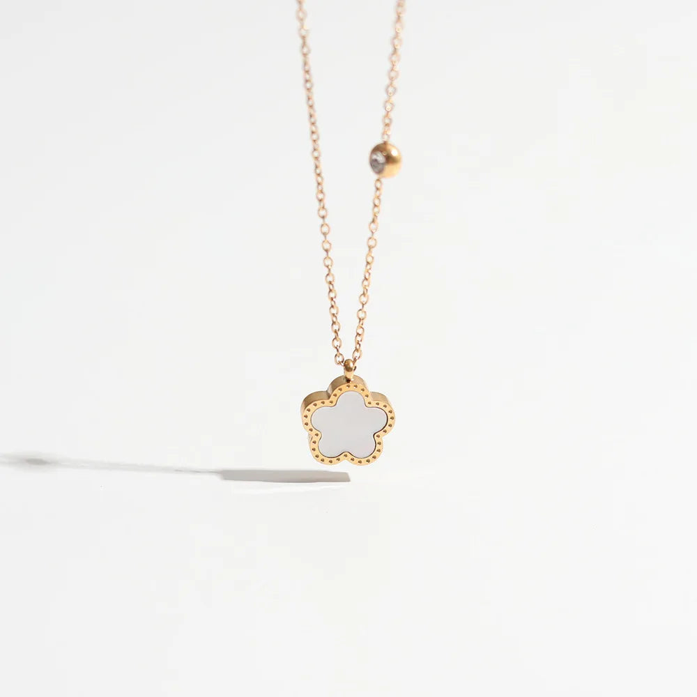 Five Leaf Clover - Clover Flower Necklace