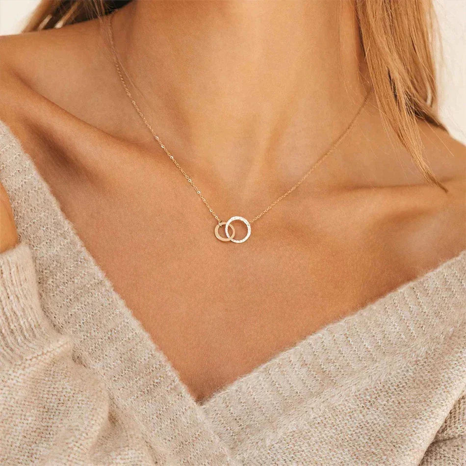 Isabelle - Gold Ring Chain