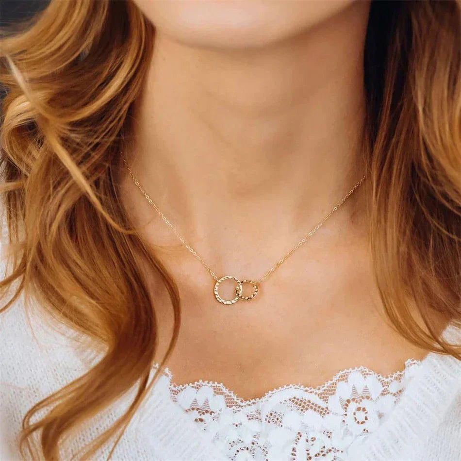 Isabelle - Gold Ring Chain