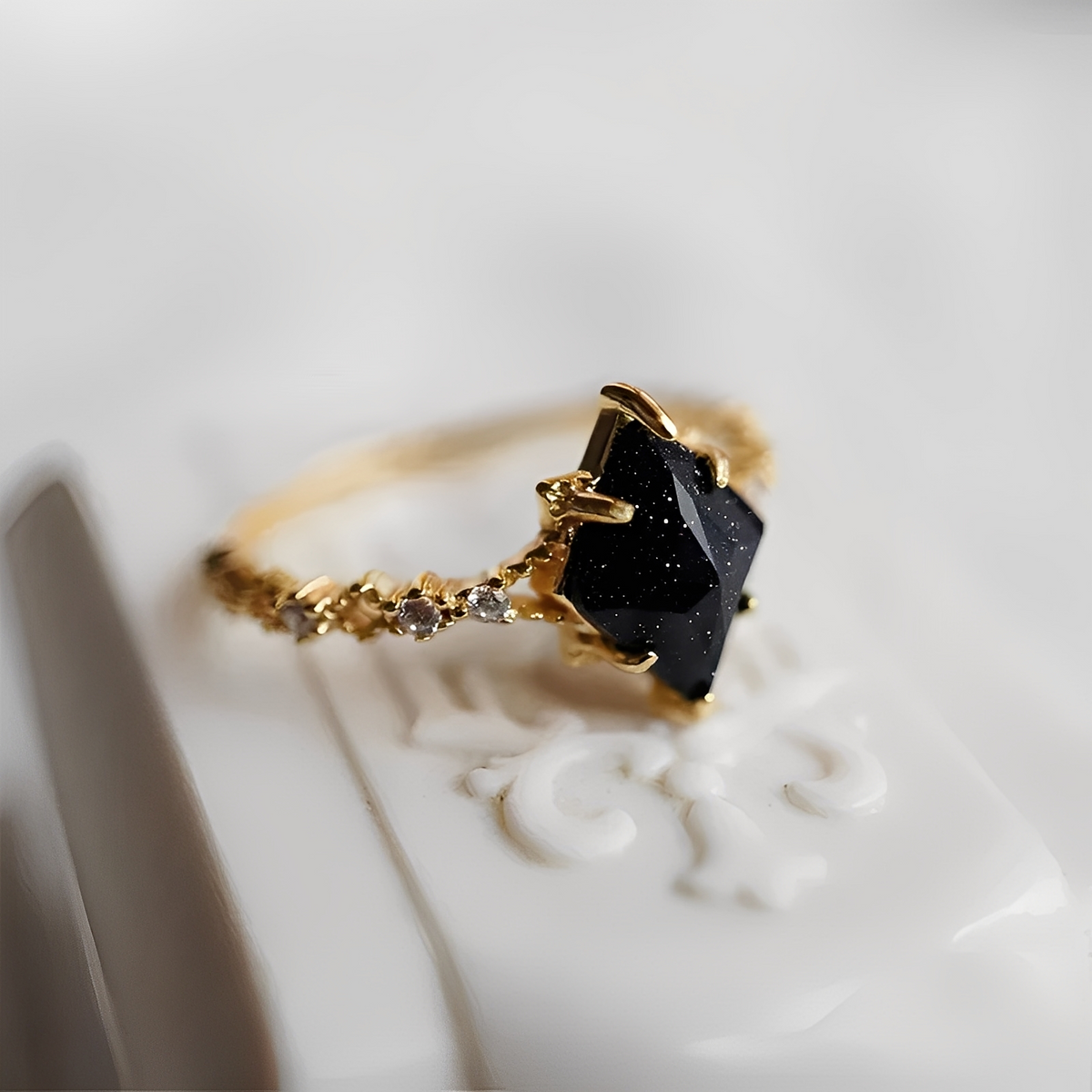 Nerisa – Obsidian Ring Dark Night
