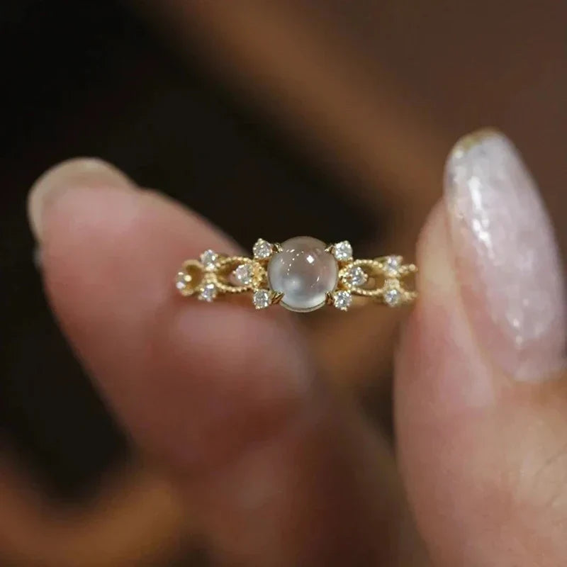 Sienna – Hand-set Moonstone Ring