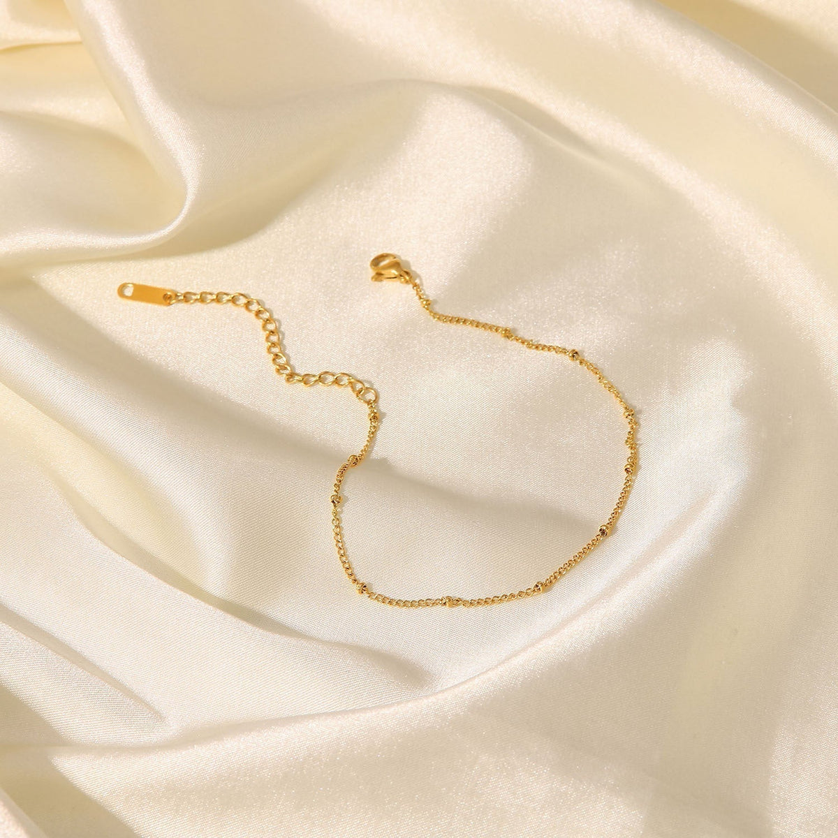 Maricel – Golden Anklet