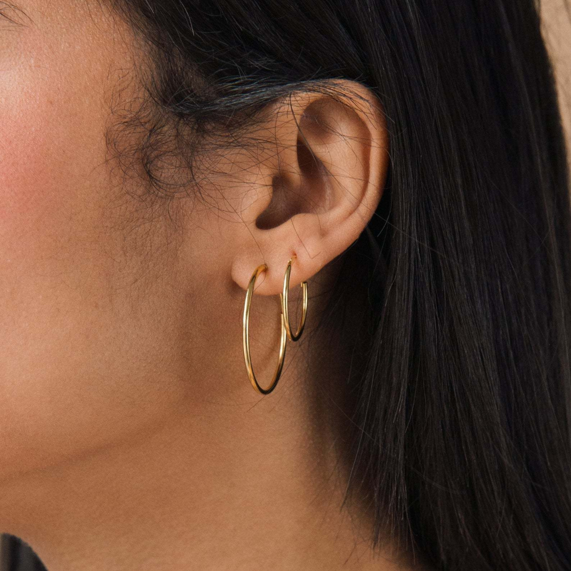 Light hoops - Elegant earrings (set of 4)