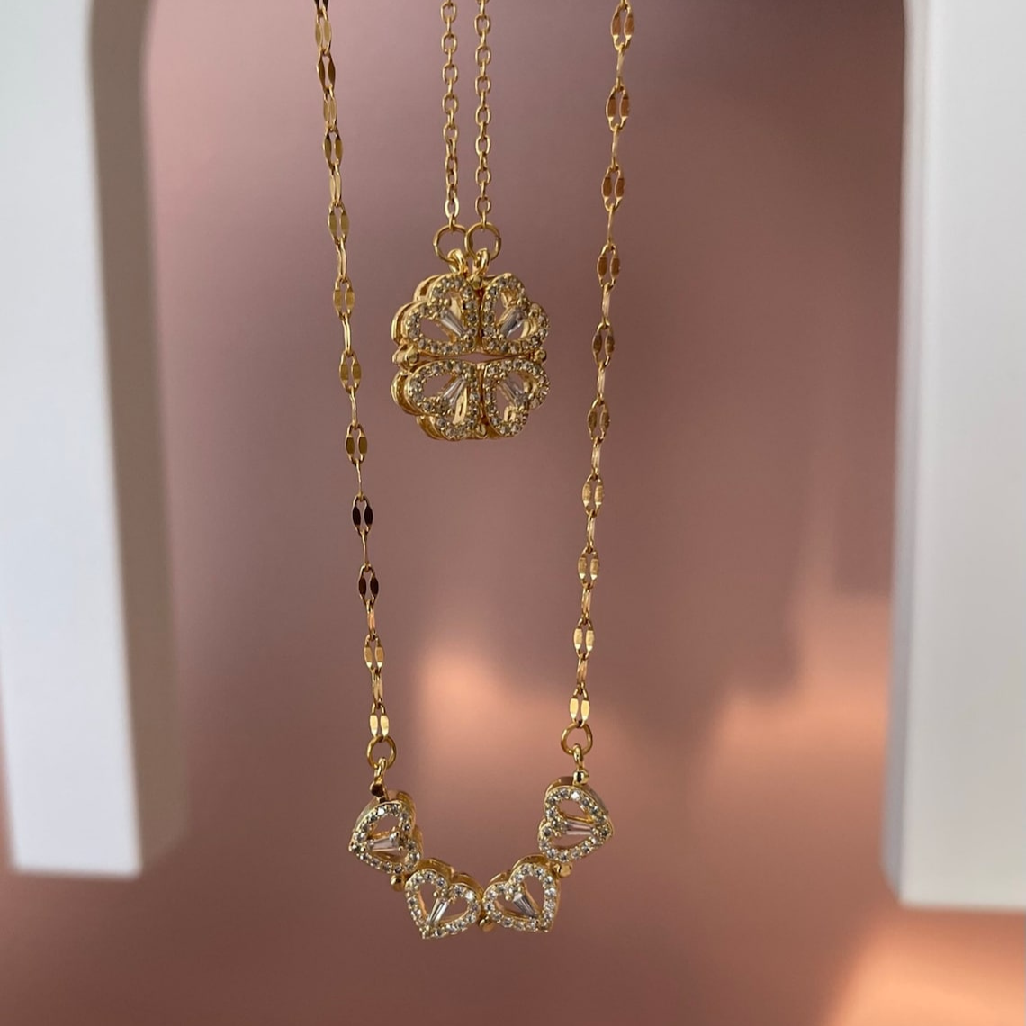 Four Leaf Clover Necklace - Magnetic Necklace with Heart