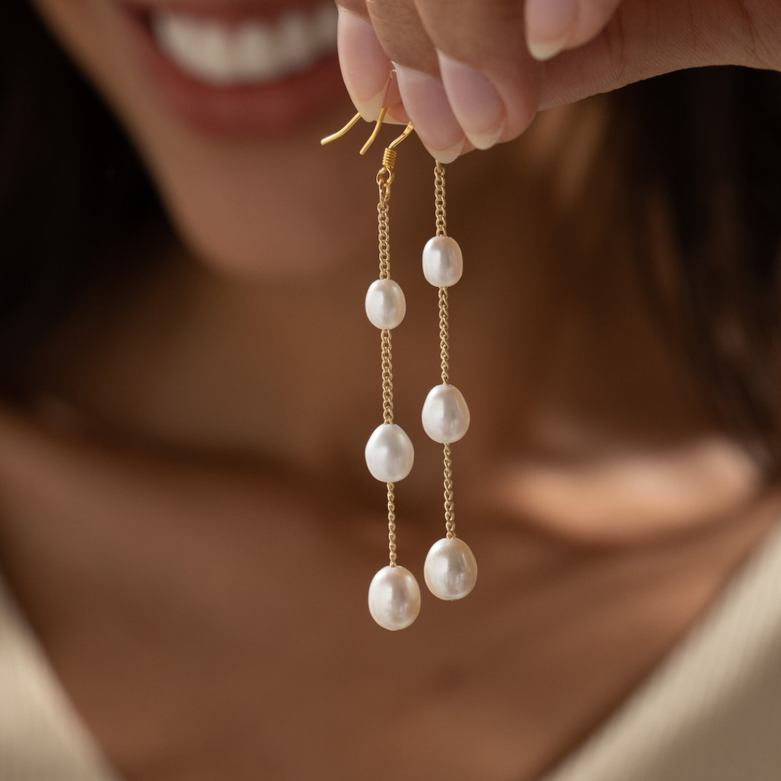 Various pearl drops - dangling earrings