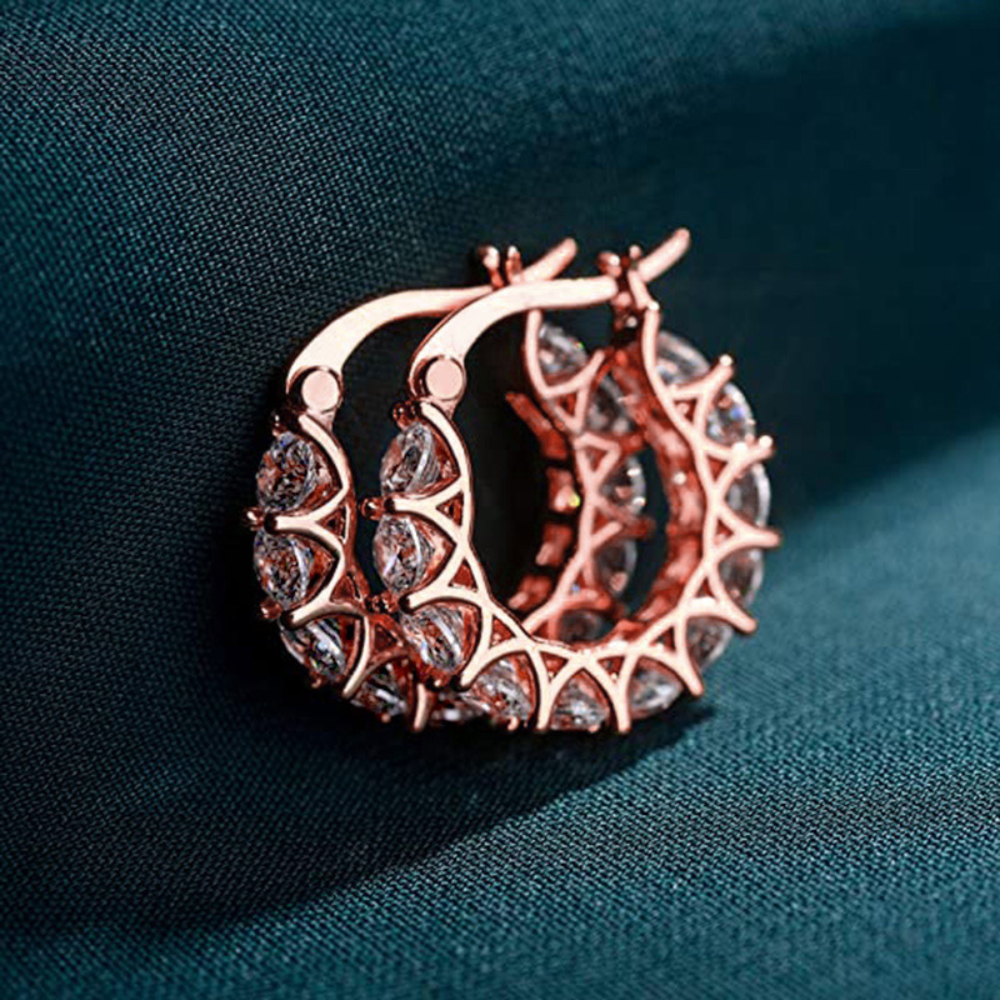 Brilliant hoops - Hoops with elegant charm