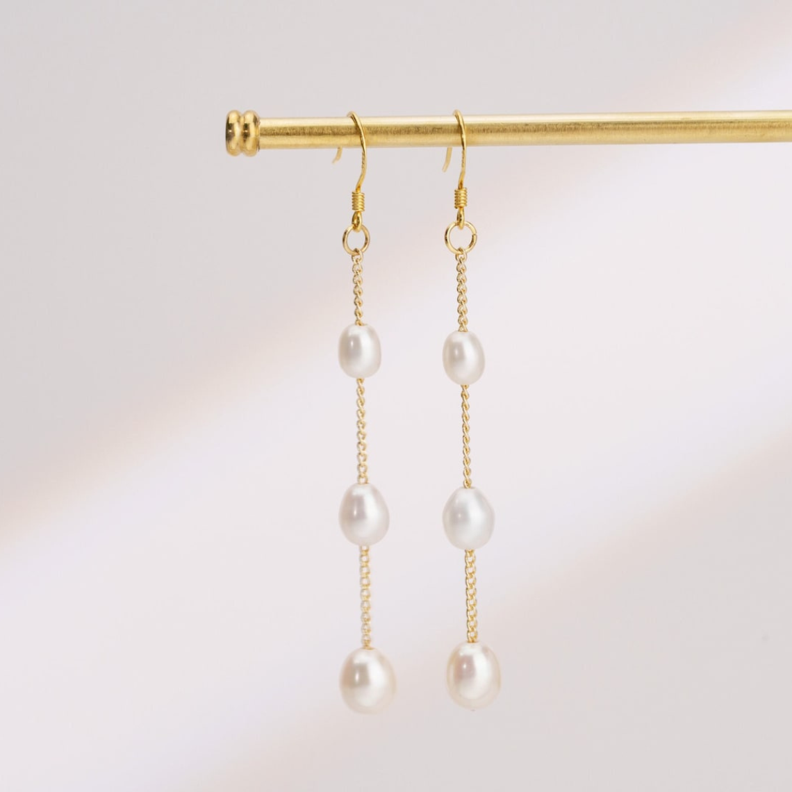 Various pearl drops - dangling earrings