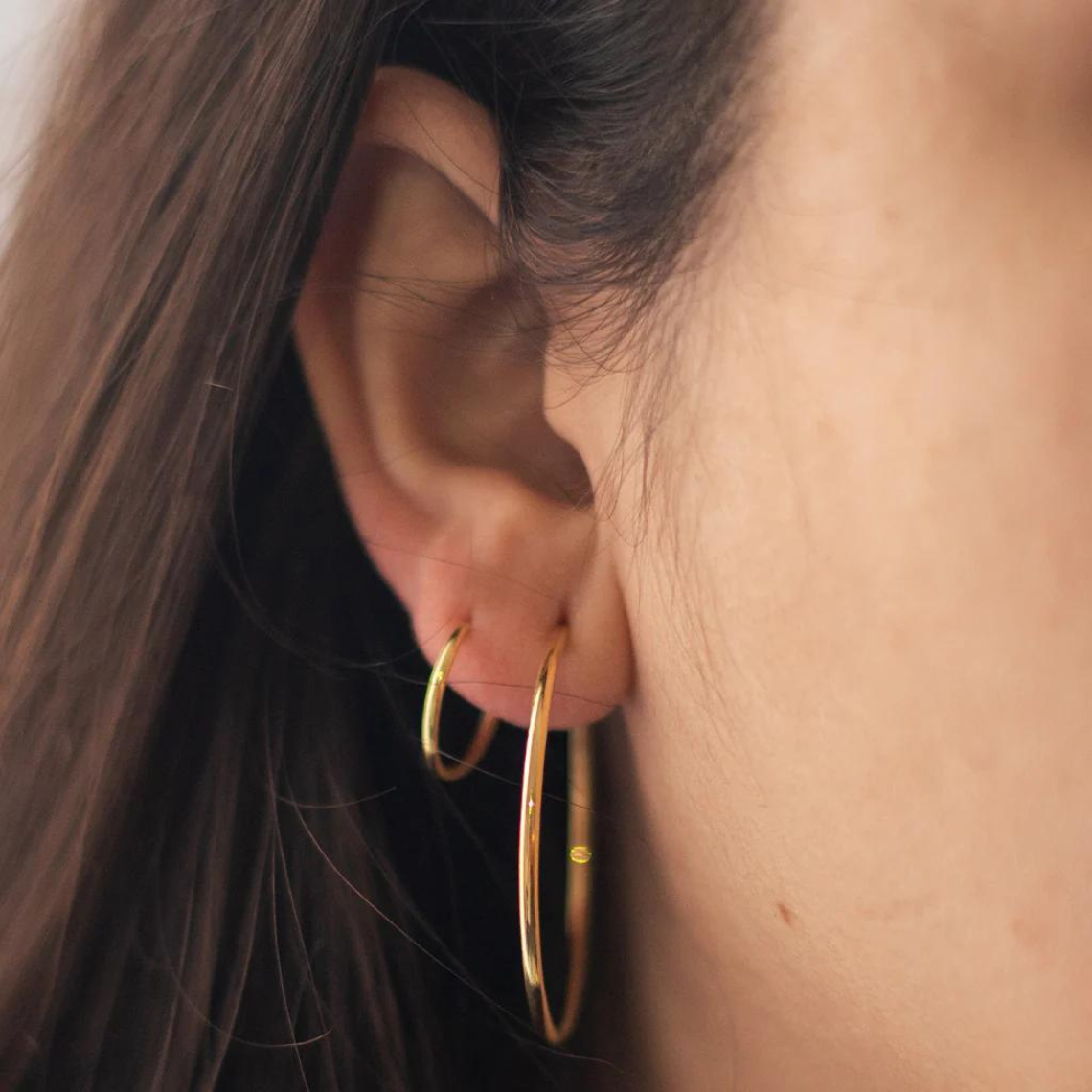 Light hoops - Elegant earrings (set of 4)