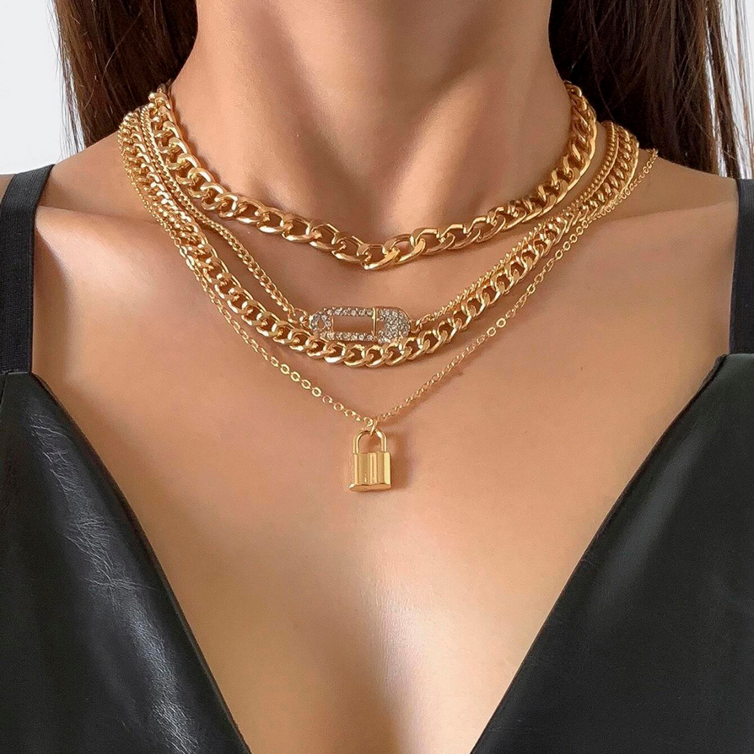 4pcs Necklace - Retro Pin Chain Set