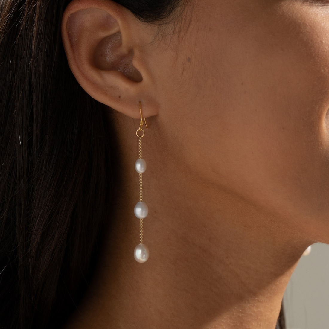 Various pearl drops - dangling earrings