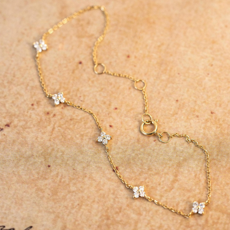 Zircon Flower Bracelet - Minimalist Bracelet