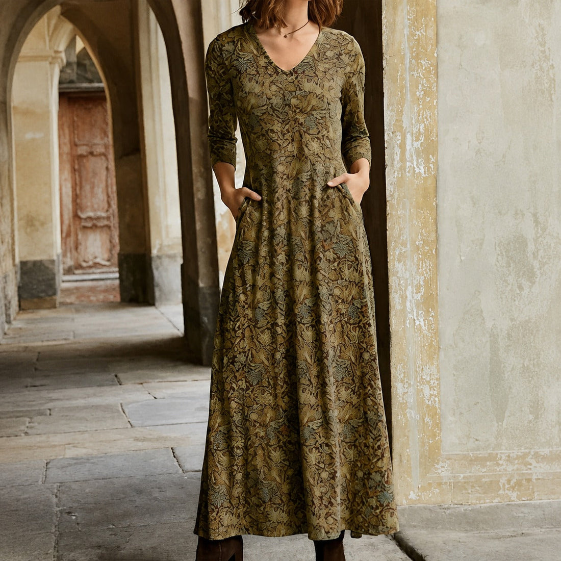 Sophie - Classic long-sleeve dress for women