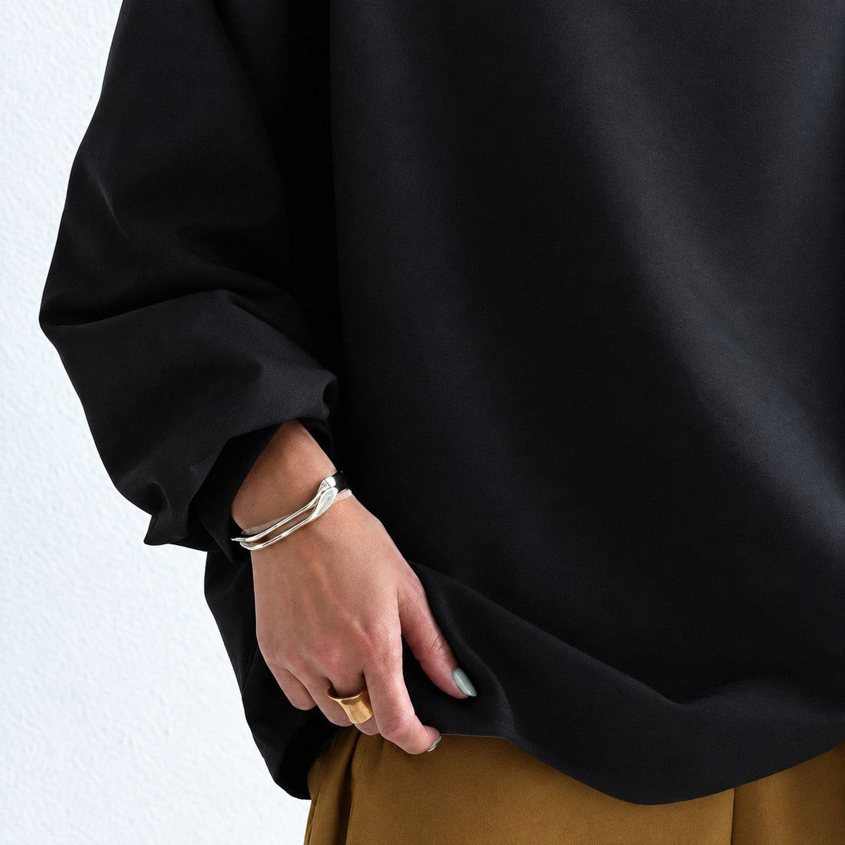 Eliana - Stylish Loose-Fit Turtleneck