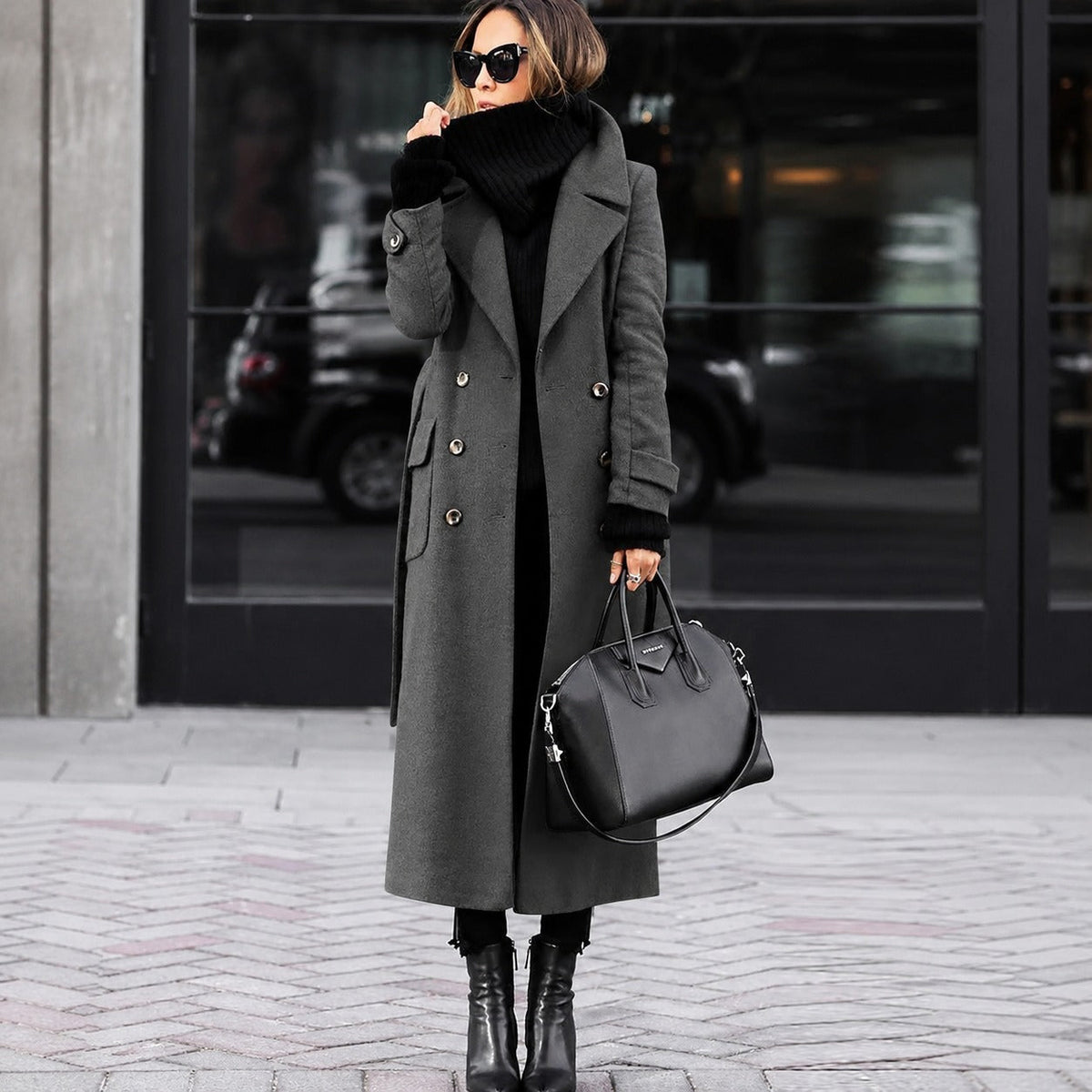 Helene - Long tailored women's coat with double button closure
