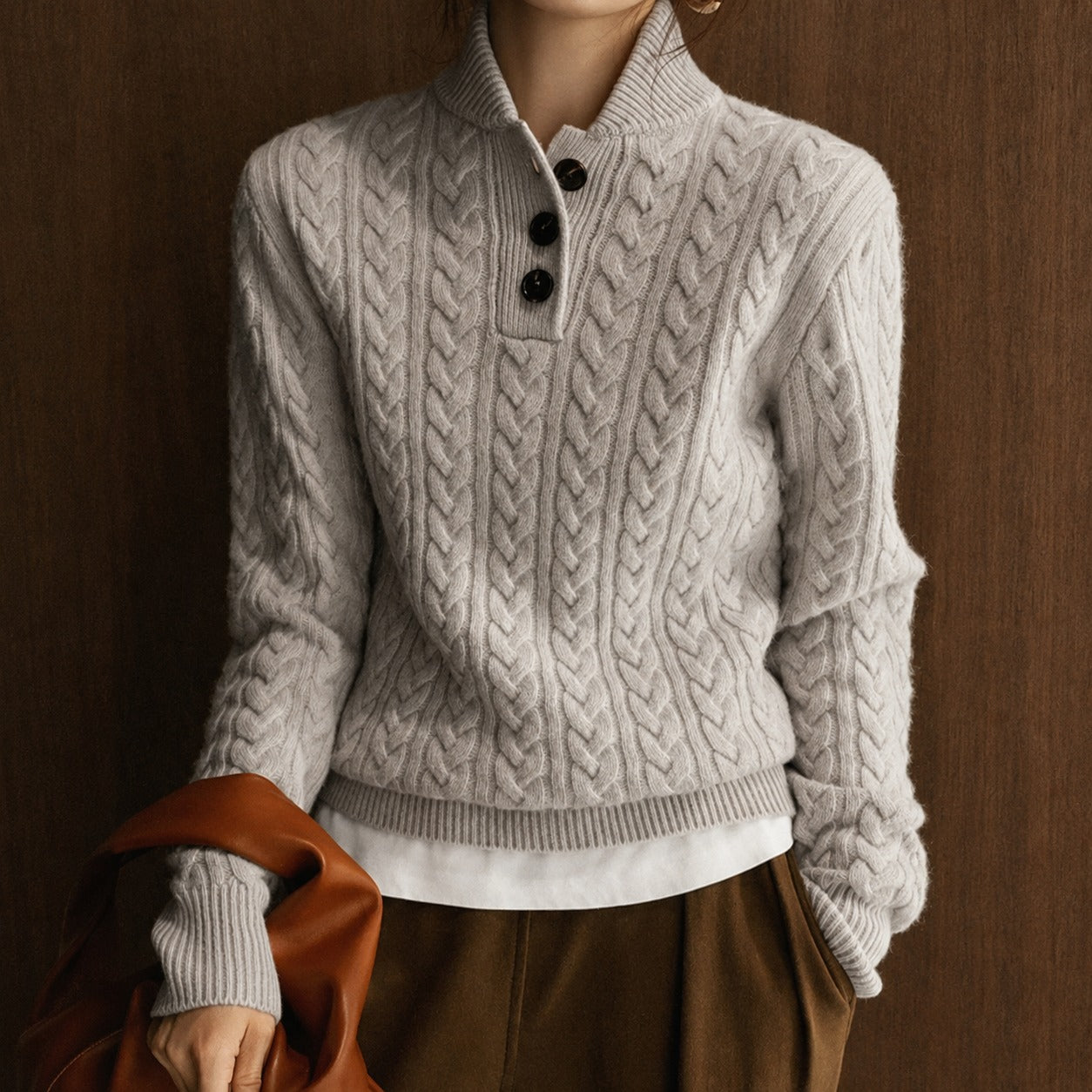 Alice - Elegant high-neck sweater