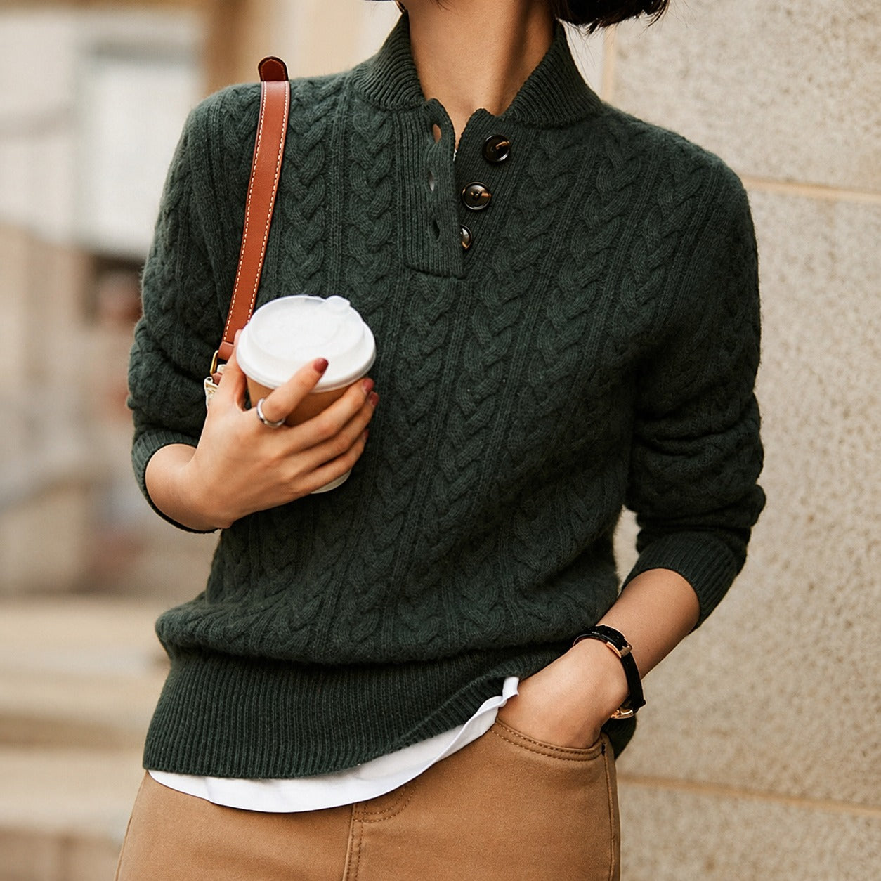 Alice - Elegant high-neck sweater