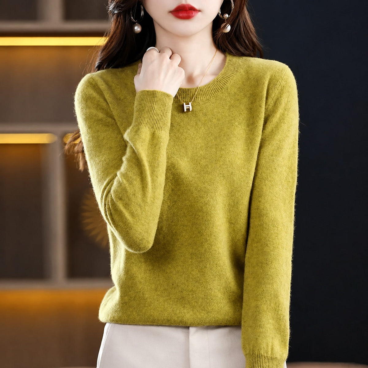 Erica - Casual Crew Neck Women's Sweater