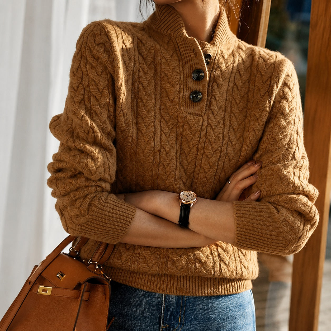 Alice - Elegant high-neck sweater