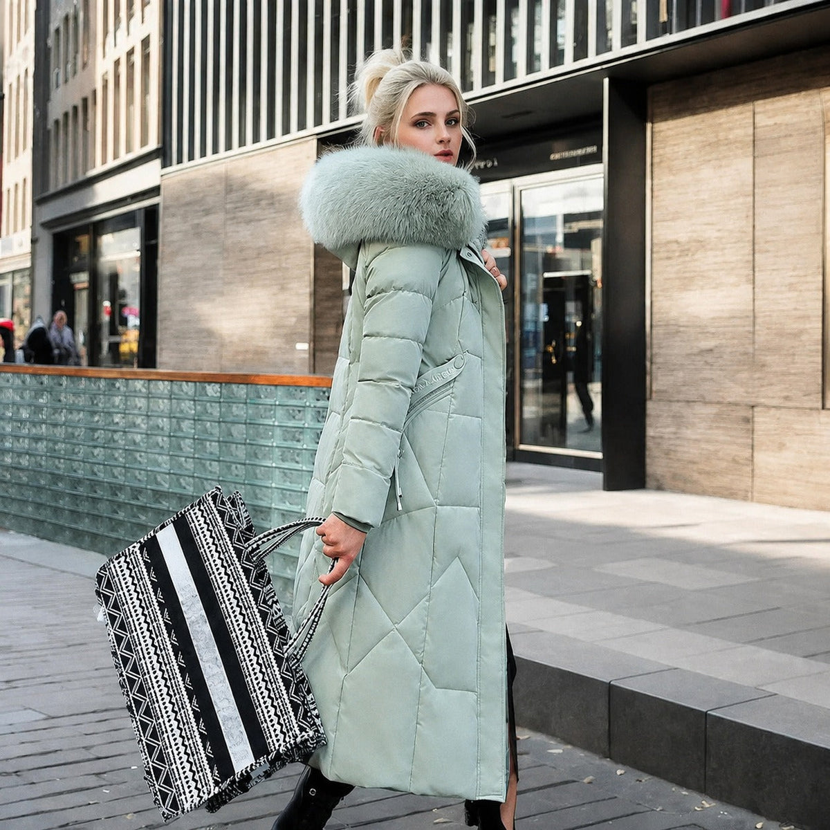 Fara - Women's coat in Italian style