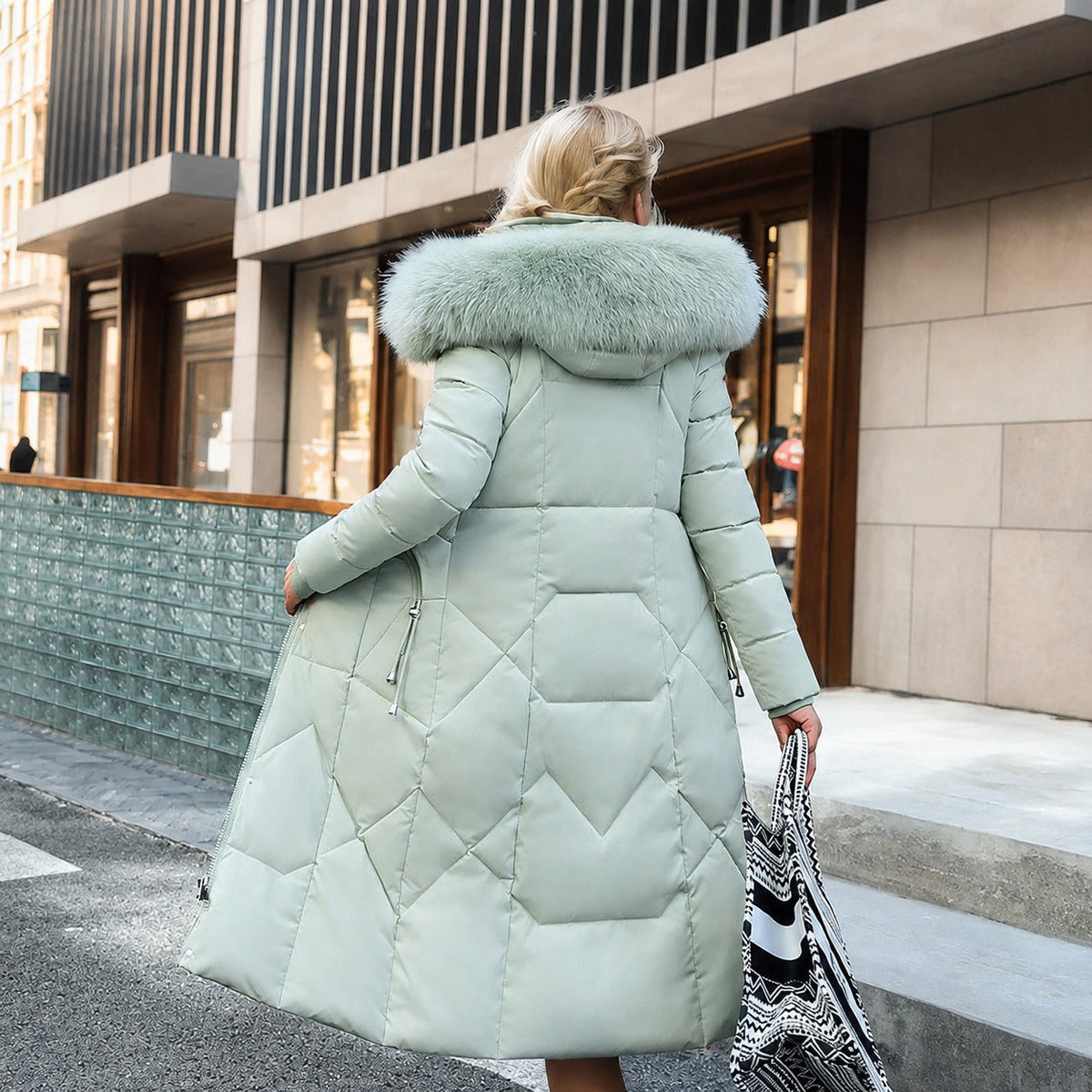 Fara - Women's coat in Italian style