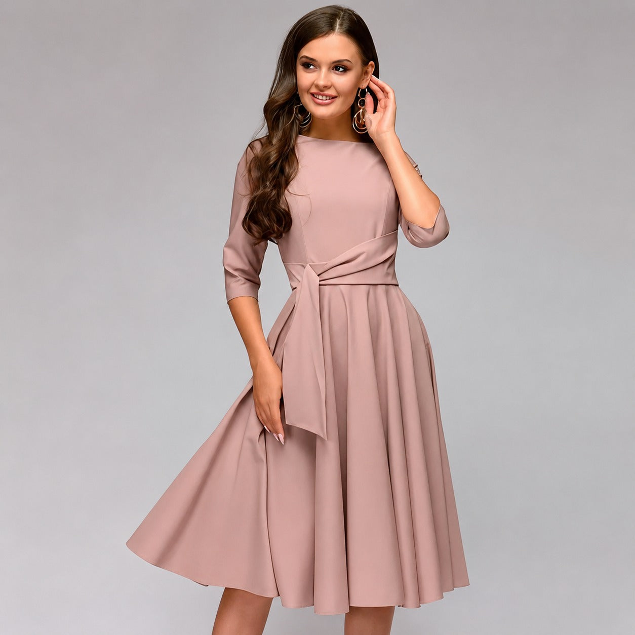 Ivaney - An elegant dress for women
