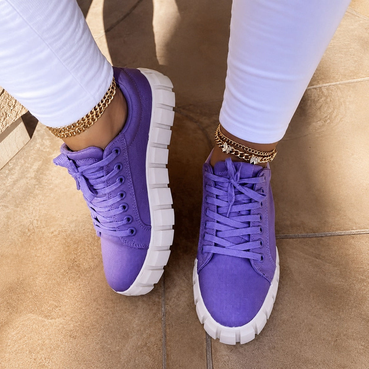 Marit - Comfortable sports shoes for women
