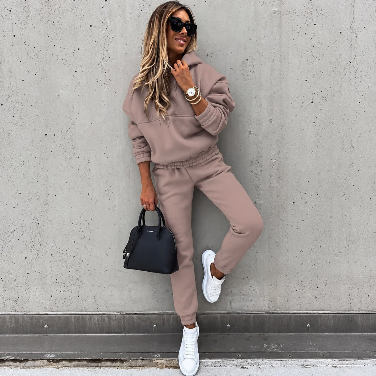 Alisha - Long-Sleeve Sweatshirt and Pants Set