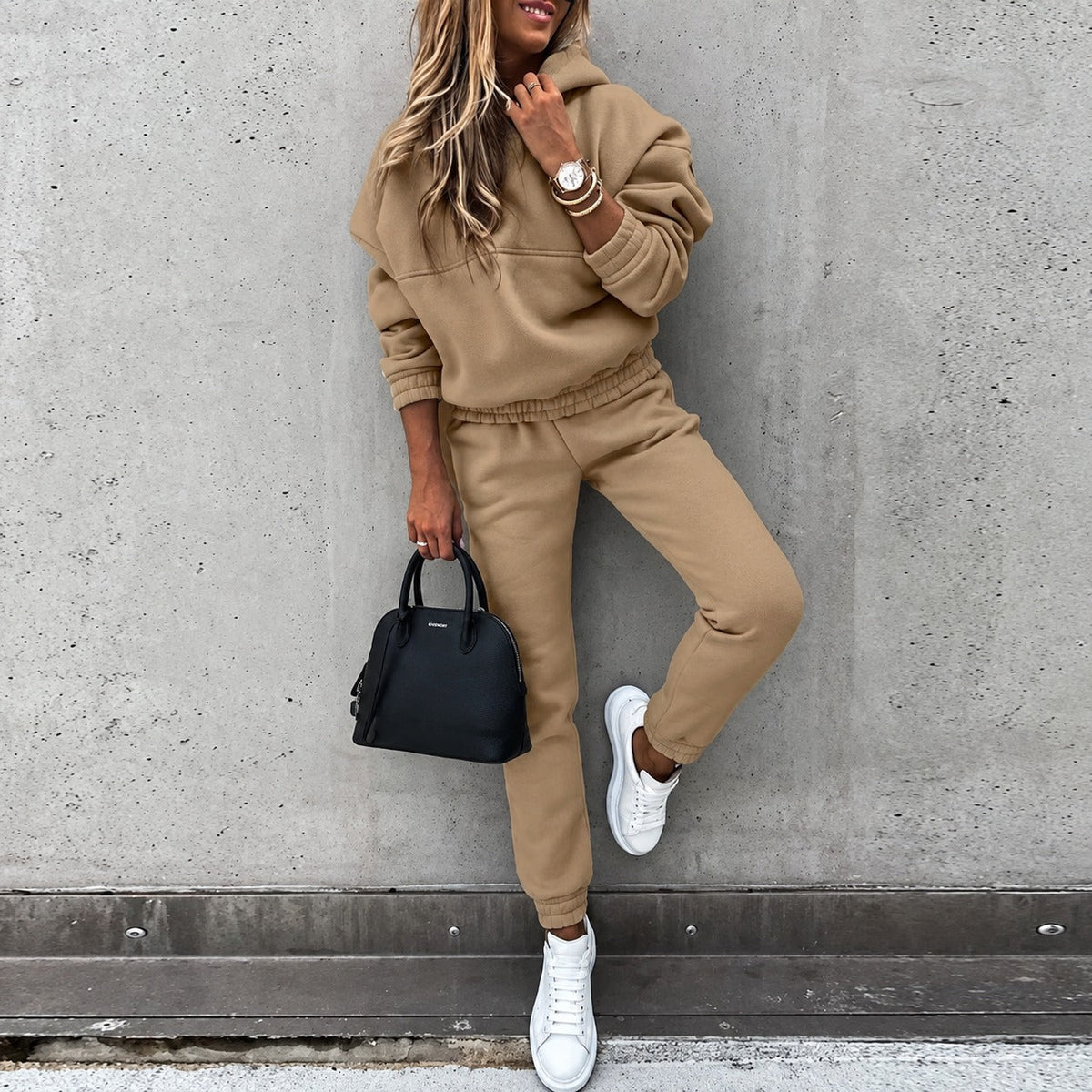 Alisha - Long-Sleeve Sweatshirt and Pants Set