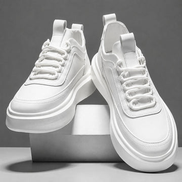 Tommy - Stylish and comfortable white sneakers