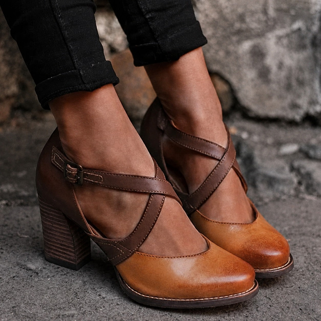 Miley - Stylish heeled clogs for women