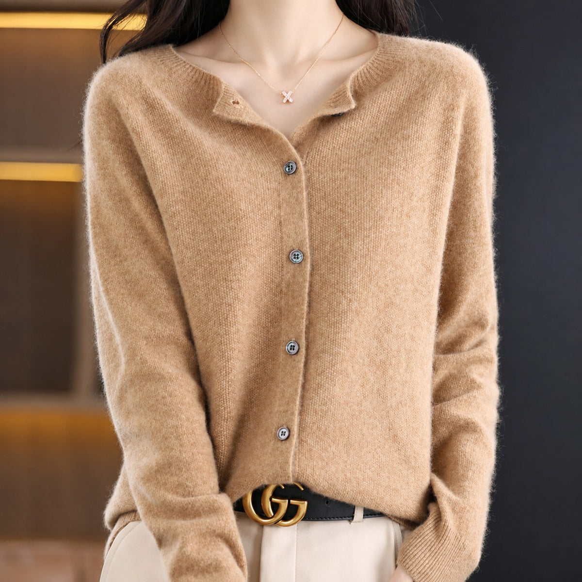 Ina - Elegant Women's Crew Neck Sweater