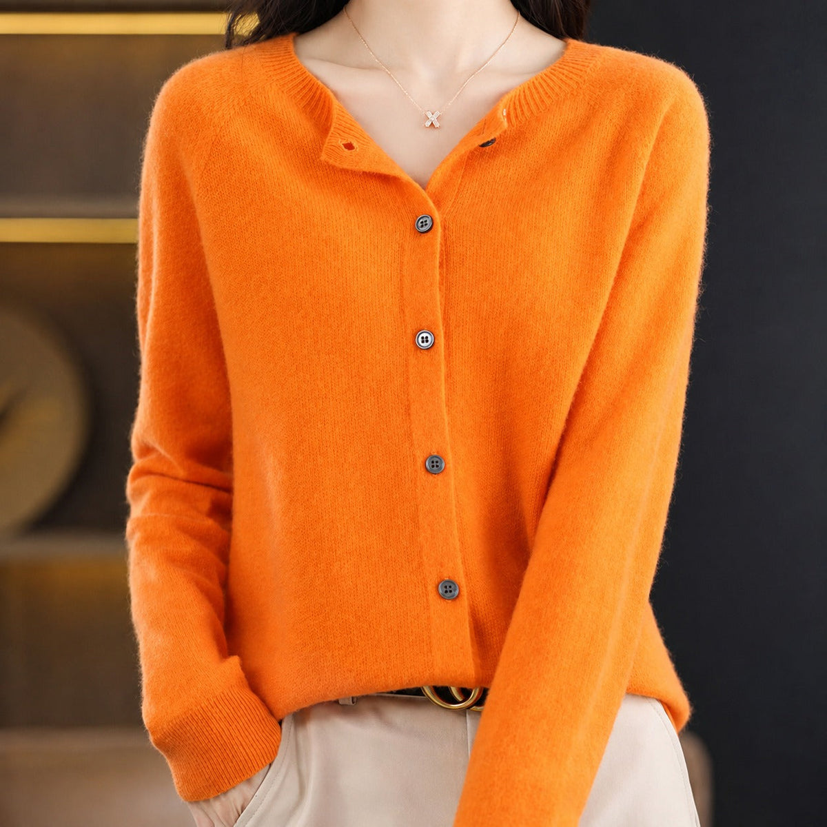 Ina - Elegant Women's Crew Neck Sweater