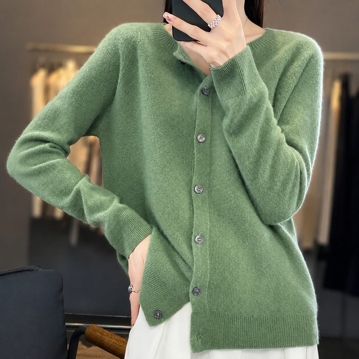 Ina - Elegant Women's Crew Neck Sweater