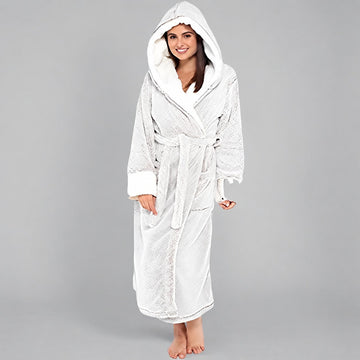 Aleta - Comfortable, long robe for women