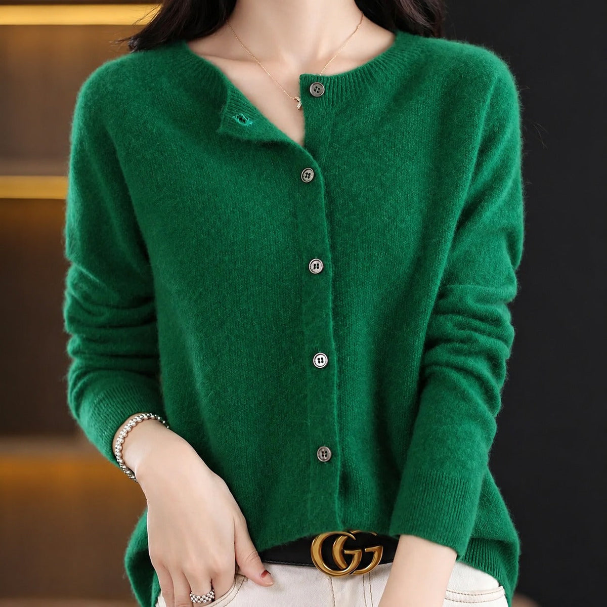Ina - Elegant Women's Crew Neck Sweater