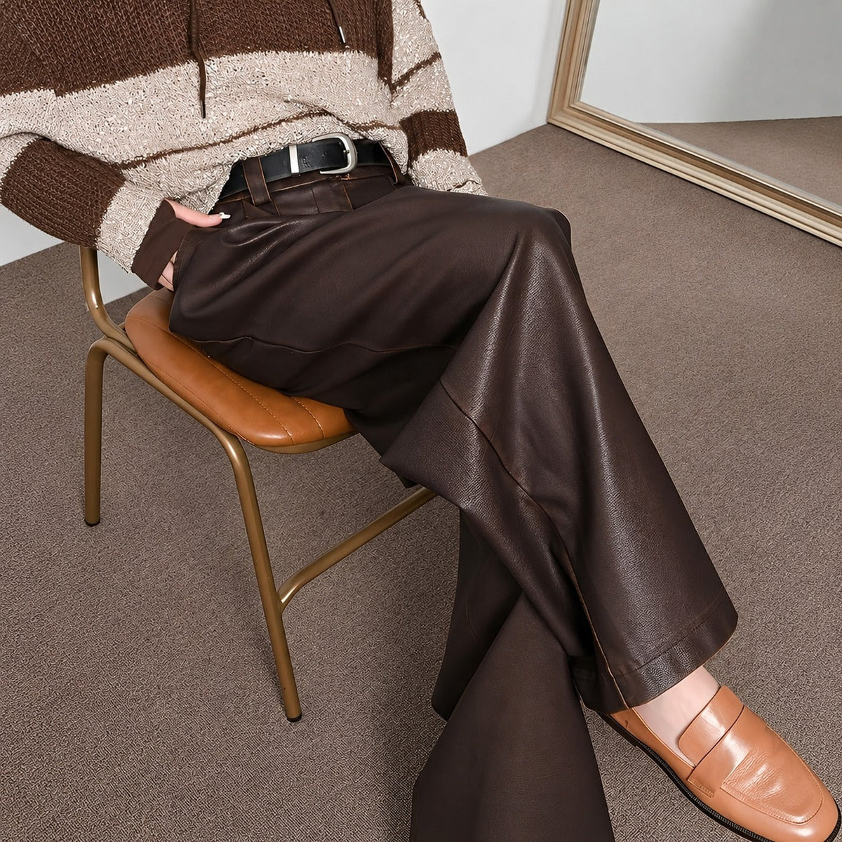 Lora - Classic women's high-rise trousers