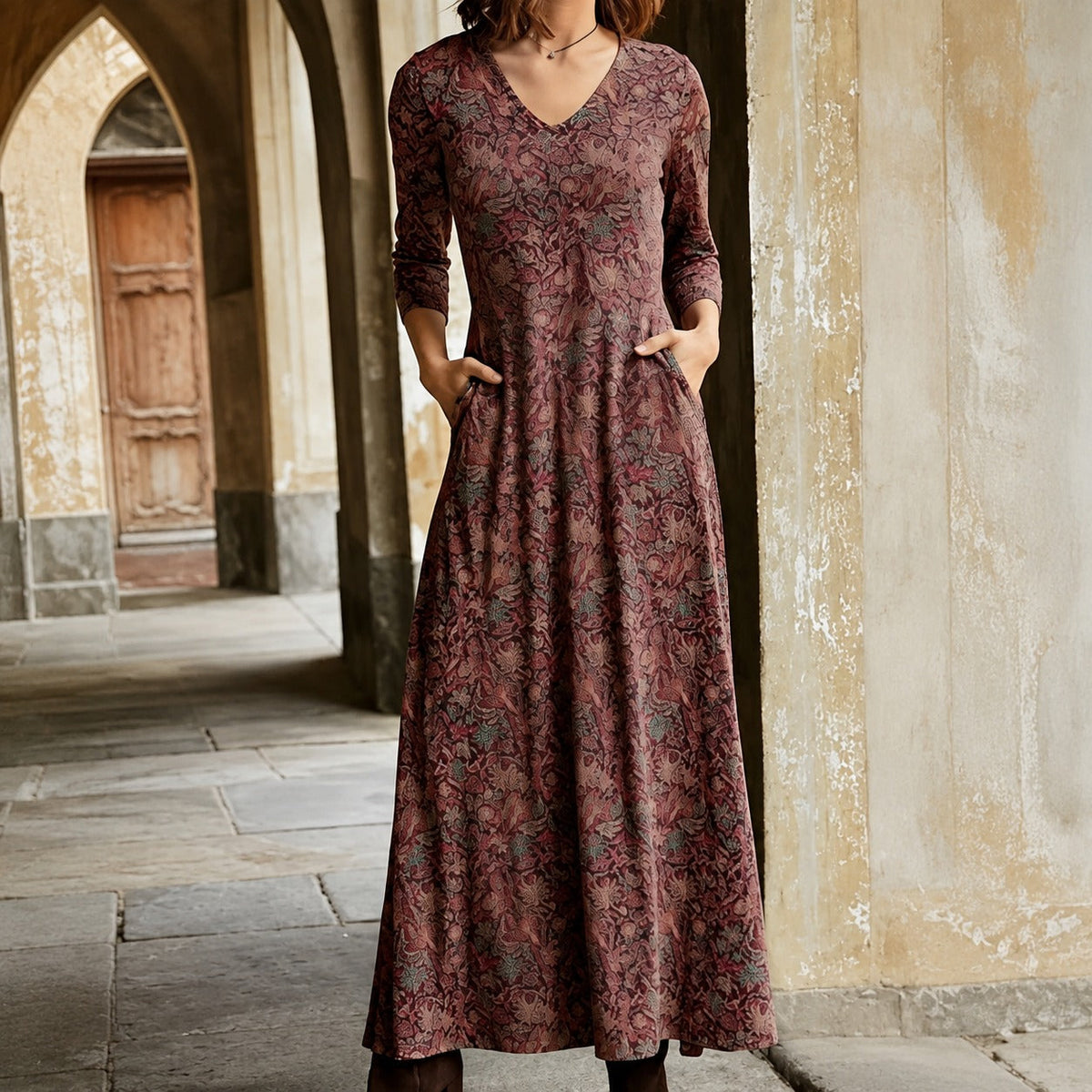 Sophie - Classic long-sleeve dress for women