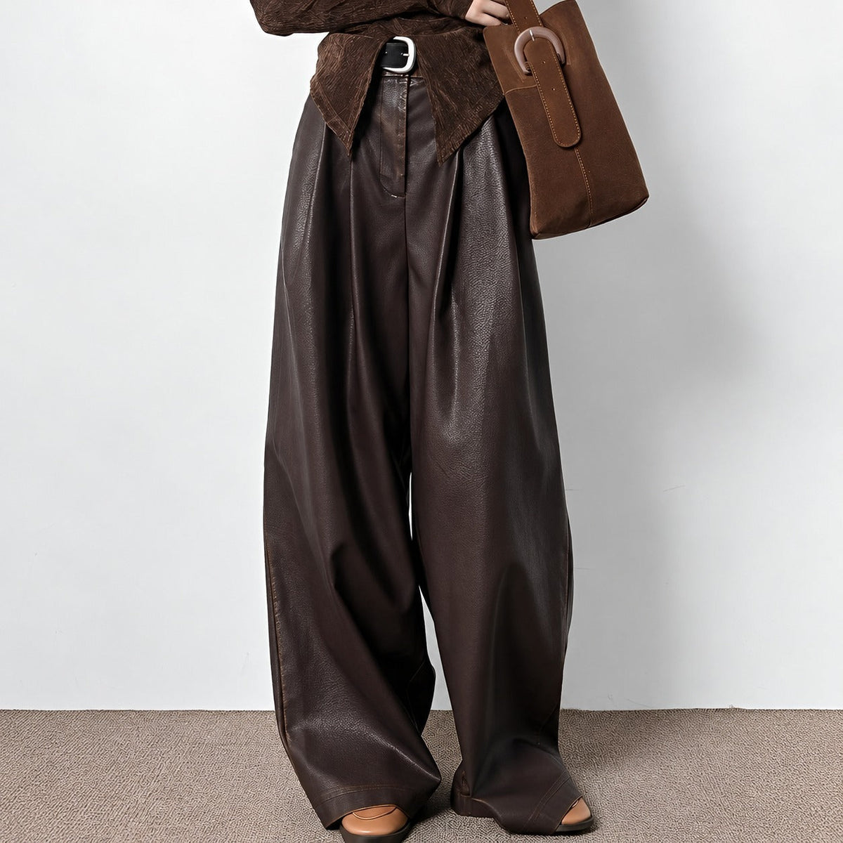 Lora - Classic women's high-rise trousers