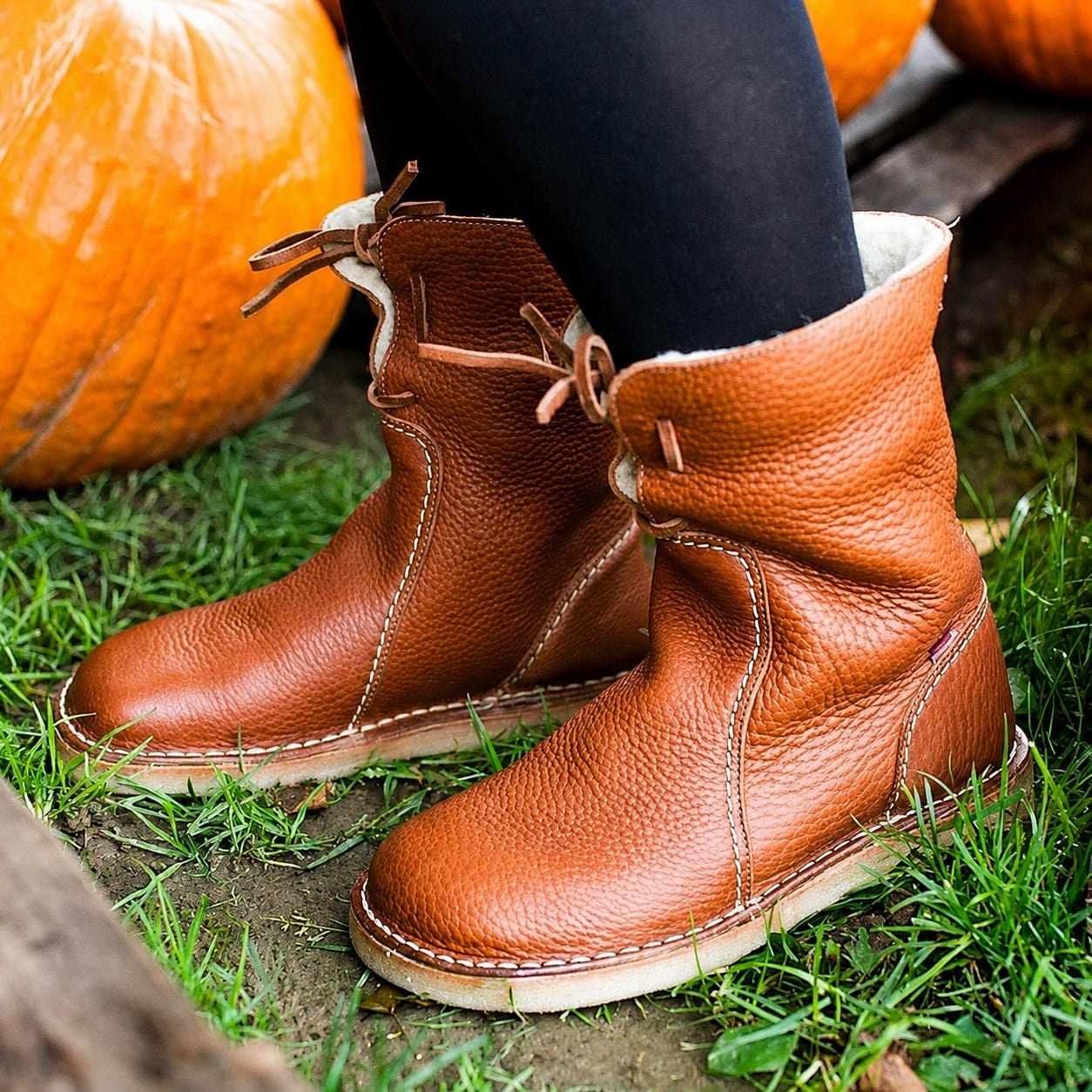 Asami - Women's boots with cozy lining