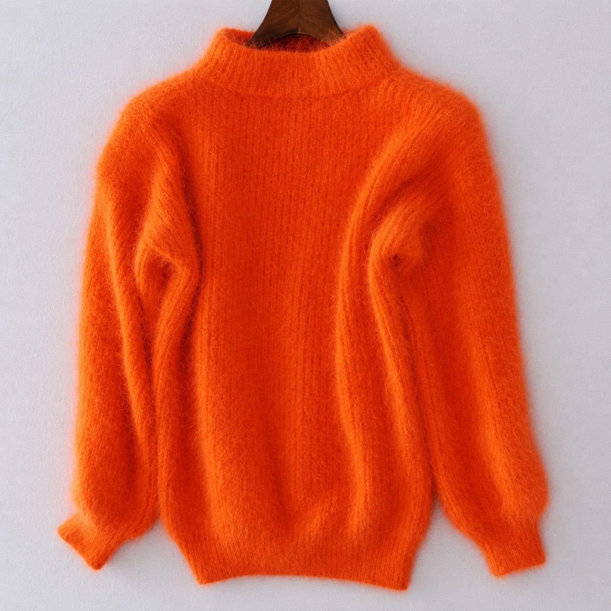 Brenda - Timeless relaxed sweater